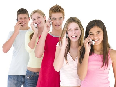 jovenes-moviles-celulares