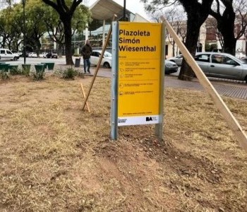 11 de Julio-En Parque Patricios inauguran la “Plazoleta Simón Wiesenthal”_