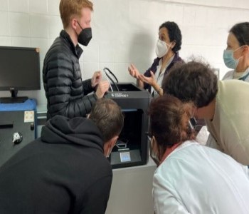 21 de Julio-Donaron al Hospital de Niños Pedro de Elizalde tres impresoras 3D de modelos Anatómicos digitales_
