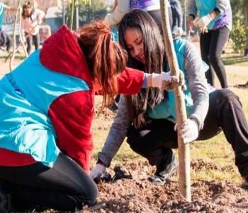 20 de Febrero-Jornadas de plantación de especies nativas en el Parque Indoamericano_