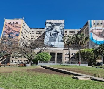 17 de Junio-El Hospital de Clínicas fue reconocido como uno de los mejores Centros de salud de Latinoamérica_